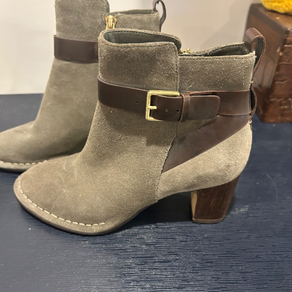 Fall Booties. Extremely Comfortable. - image 2